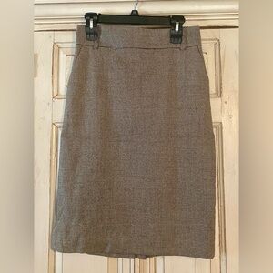 Banana Republic Brown and White Pencil Skirt